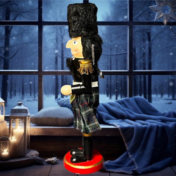 Christmas Nutcracker Soldier Holiday Decor - Picture 4 of 5